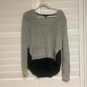Banana Republic V Neck Chunky Sweater with Underlay Black Grey Size Small